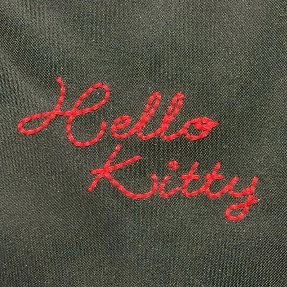 NWOT Y2K Vintage 2001 Hello Kitty Small Suitcase or Storage Case - Picture 9 of 16
